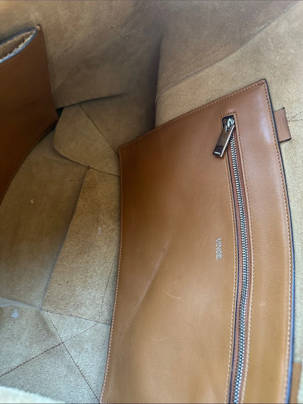 Vince minimalist cognac